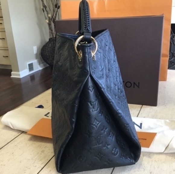 Louis Vuitton Artsy MM Noir - Picture 9 of 10